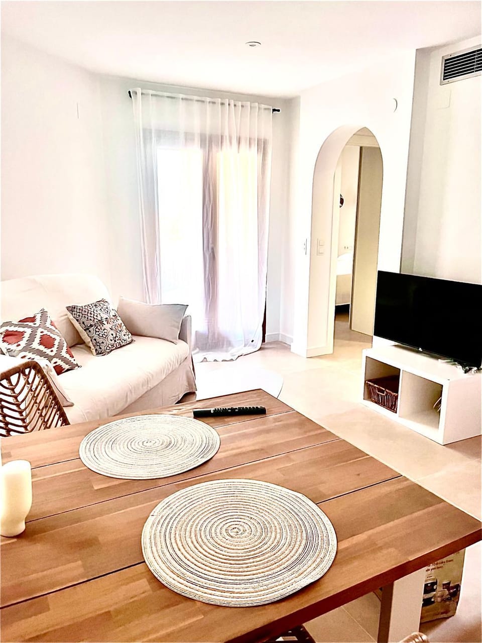 Communal lounge/ TV room