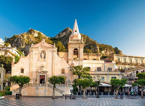 Holiday Room "Pomelia" Taormina Bed and Breakfast in Taormina