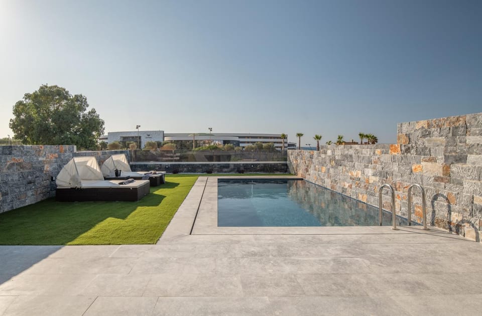 Garden, Garden view, Swimming pool, sunbed