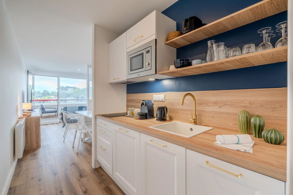 Kitchen or kitchenette, stove