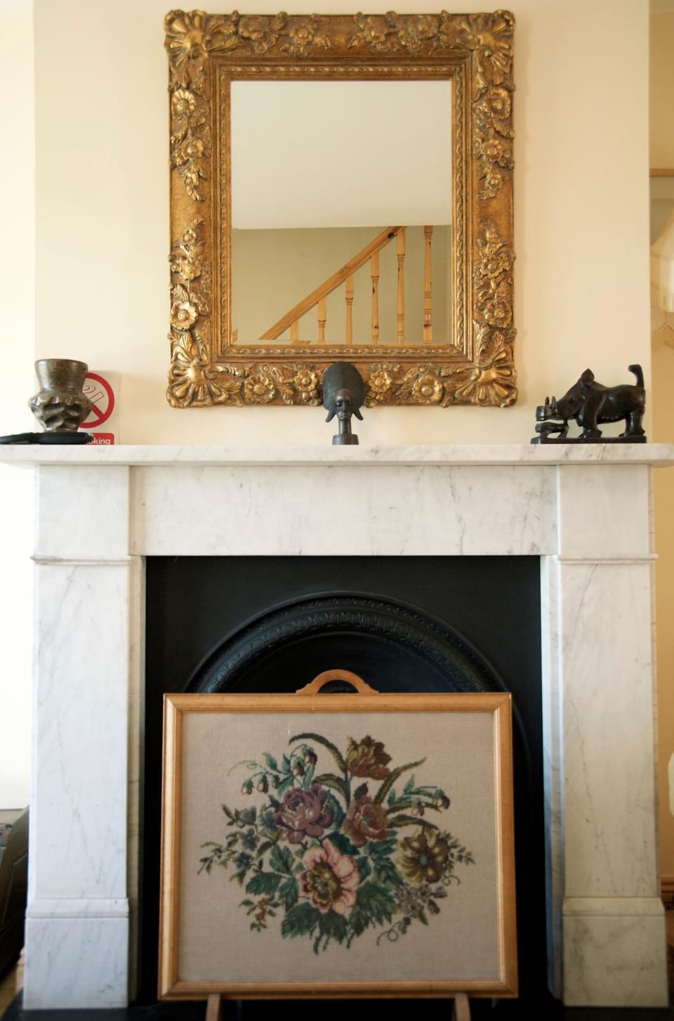 Living room, Decorative detail
