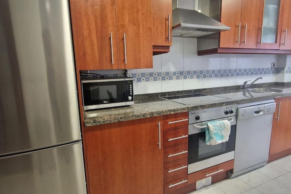 35A01 Amplio Apto 3hab en Noreña by R2R Consulting Apartment in Asturias