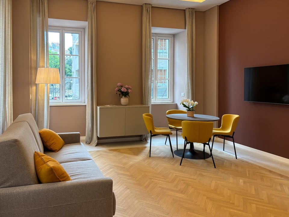 HOMEY I Teatro Romano Apartment in Trieste