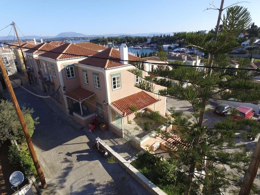 Palio Limani Studio Apartment in Spetses