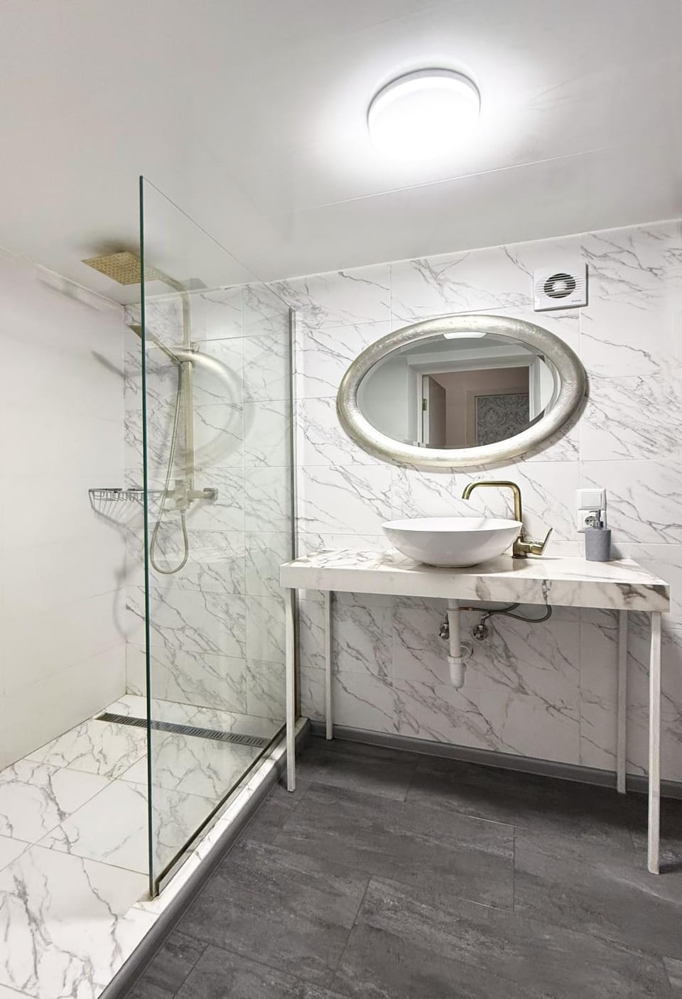 Shower, Bathroom