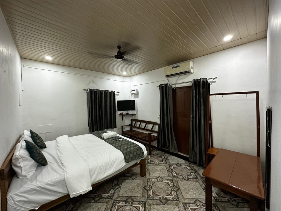 Bed, Bedroom, wardrobe