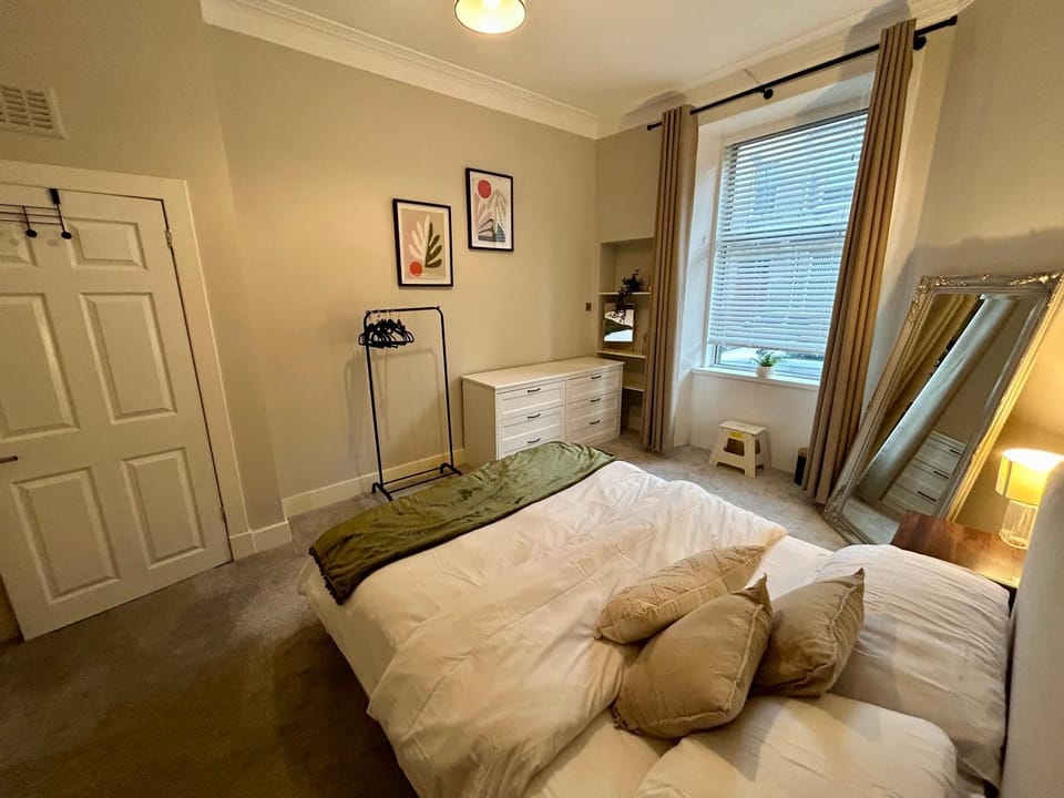 West Dunbartonshire Flat, near Loch Lomond Apartment in Scotland
