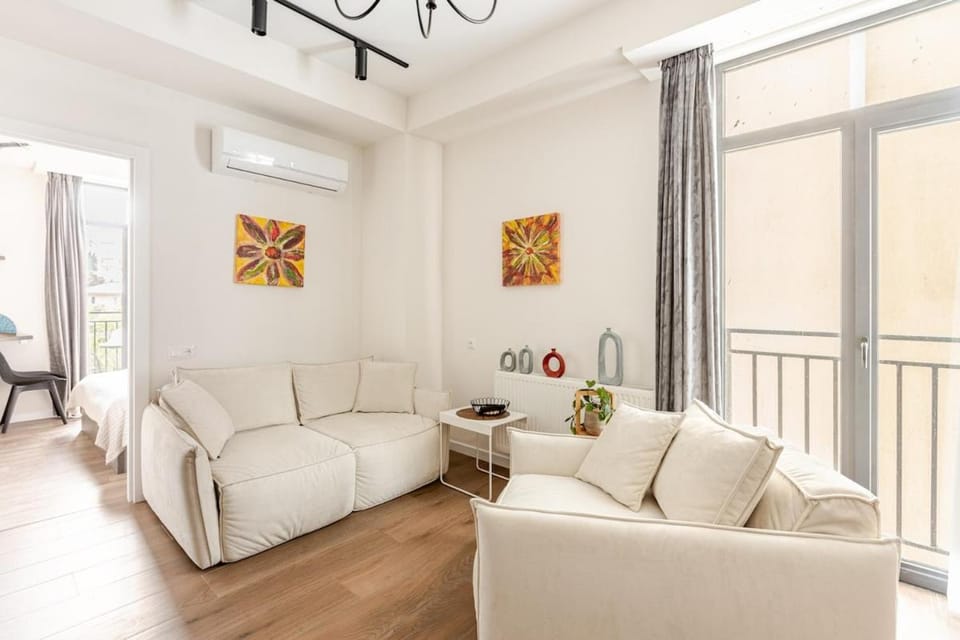 Living room, Seating area, air conditioner