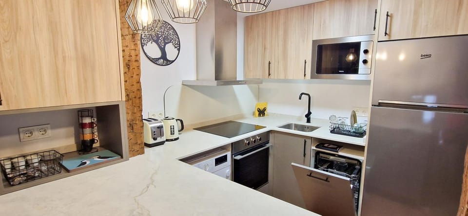 AtuaireHome Visita Museo Evolución Burgos Parking incluido Apartment in Burgos