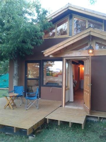 Cabañas Orillas del Chimehuín House in Neuquén Province, Argentina