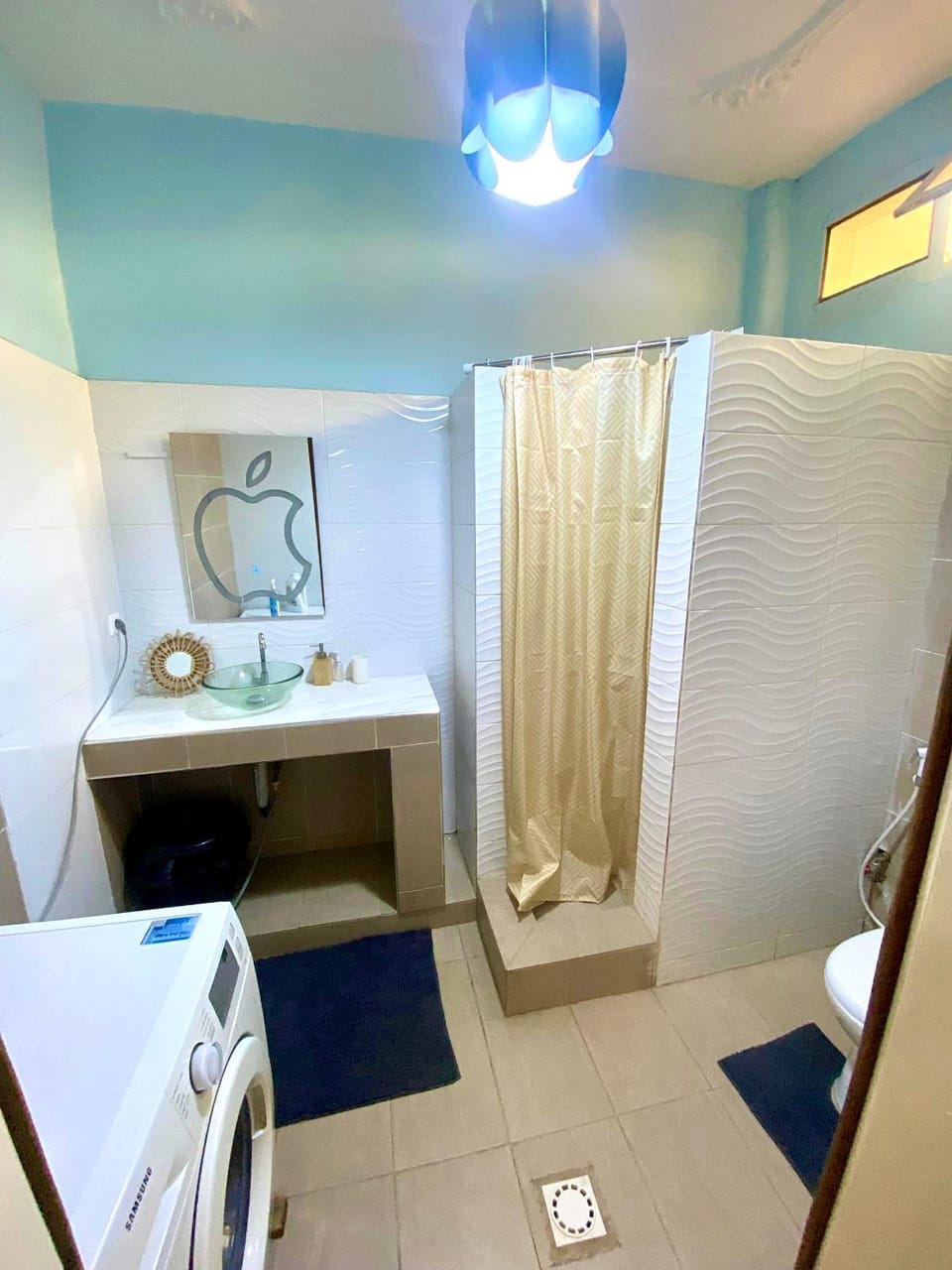 Belle maison familiale spacieuse à Dakar Sénégal HOME TERANGA Bed and Breakfast in Dakar Region, Senegal