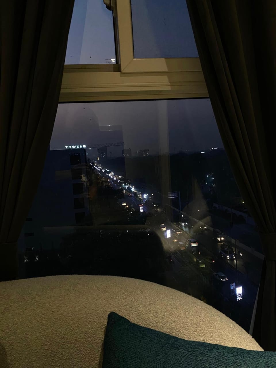 City view, Garden view