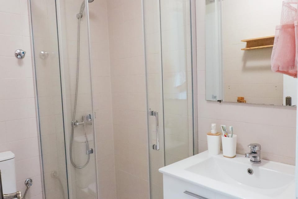 Shower, Bathroom