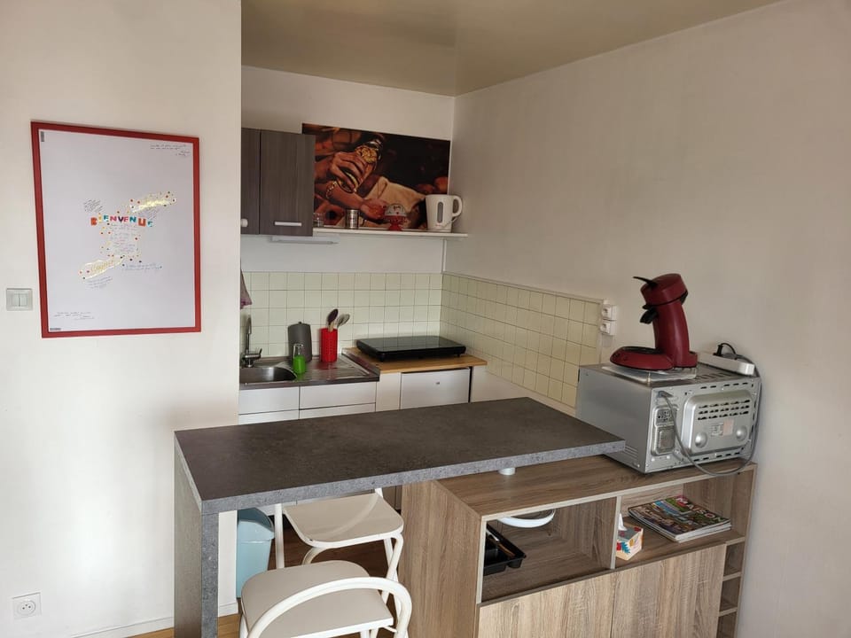 Studio avec parking gratuit Apartment in Saint-Étienne