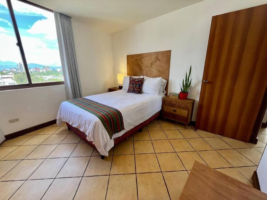 DP4 Spacious apartment, great views of the city Apartment in Guatemala City