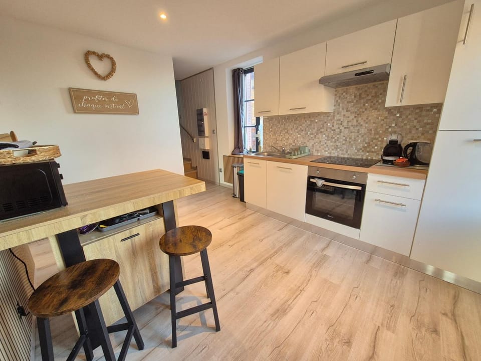 dishwasher, oven, stove, kitchen