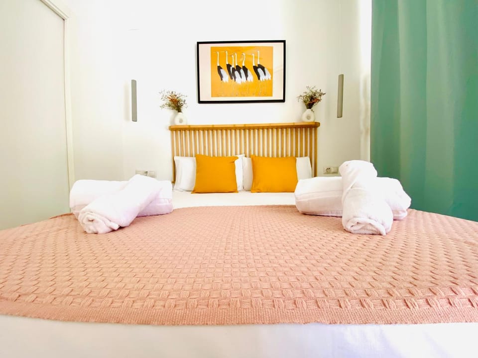 BAJO B - Design & Comfort in Ruzafa SOHO Apartment in Valencia