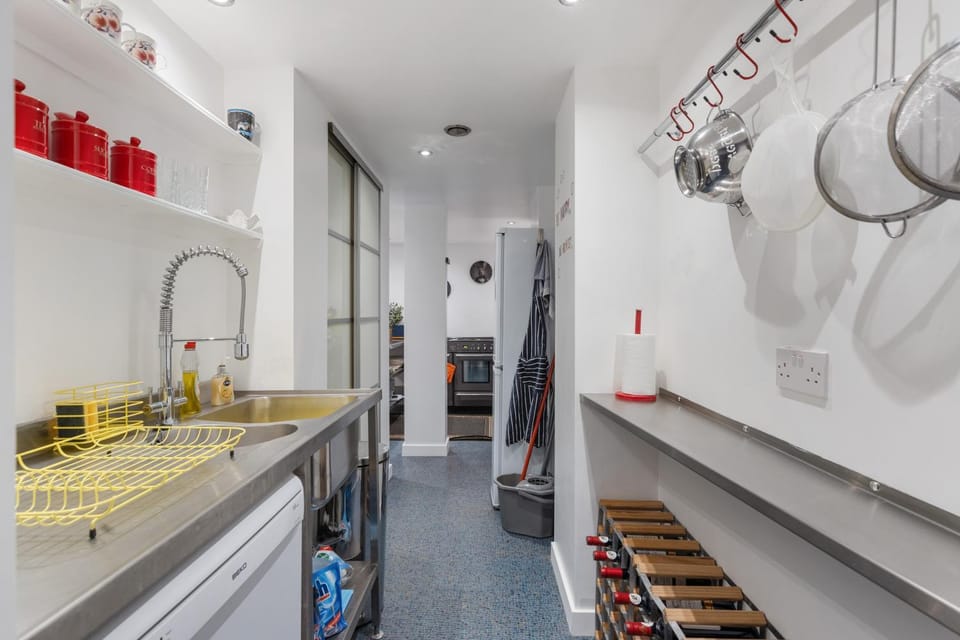 Westminster Classic Massionette Apartment in City of Westminster