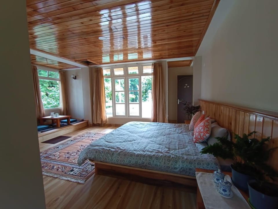 Bed, Photo of the whole room