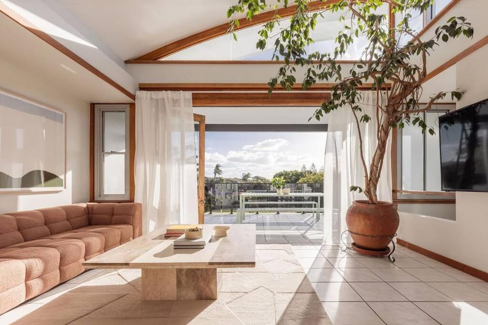 The Maygold Penthouse - Byron Apartment in Byron Bay