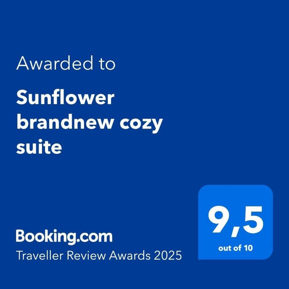 Sunflower Brandnew Cozy Private Suite Apartment in British Columbia