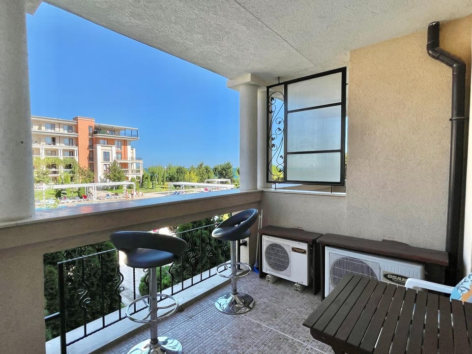 Prestige Fort Aparthotel - Private apartment - BSR - 1 Apartment in Burgas Province