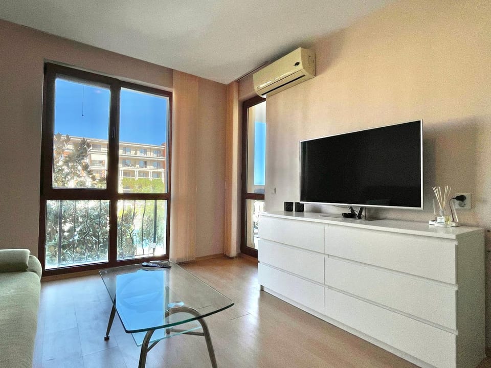 Prestige Fort Aparthotel - Private apartment - BSR - 1 Apartment in Burgas Province