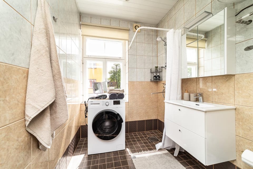 Shower, Bathroom, washing machine
