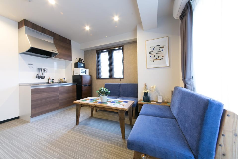 Kitchen or kitchenette, Living room