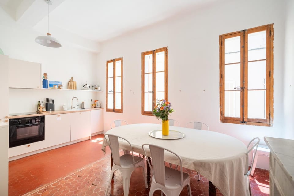 Joli Cocon - Meublé de tourisme classé 2 étoiles - Terrasse - Parking Apartment in La Ciotat