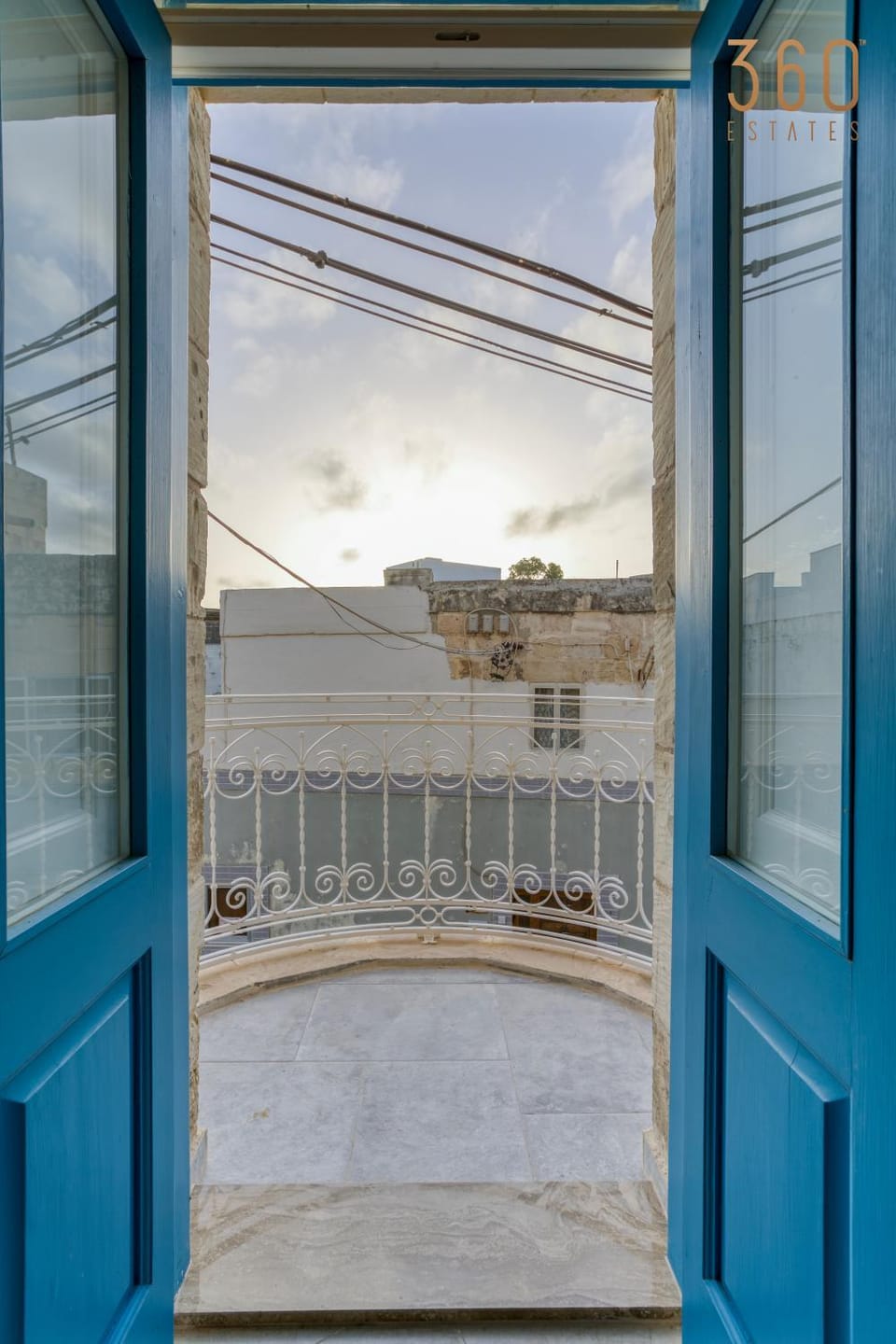 Patio, Day, Natural landscape, View (from property/room), Balcony/Terrace, Mountain view