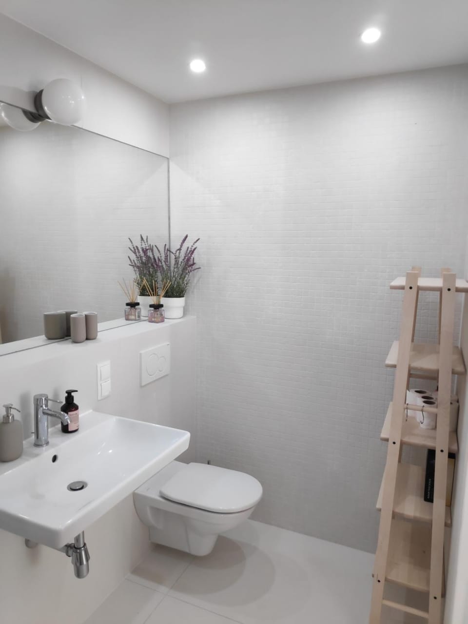 Toilet, Bathroom