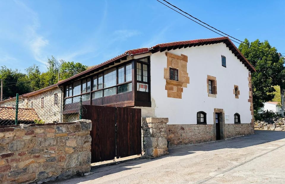 Casona del Marquesado House in Cantabria