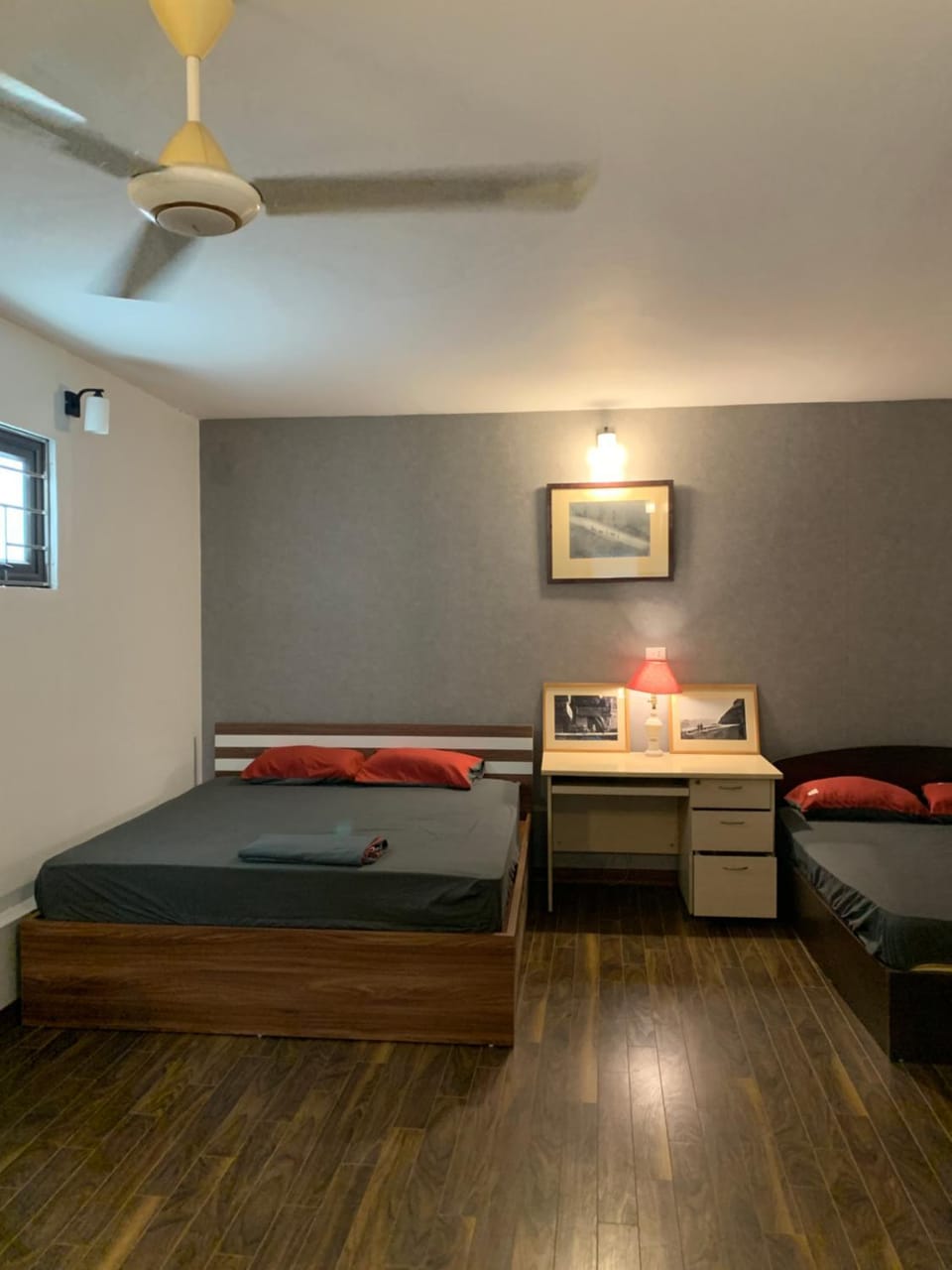 SUPER LOCATION "Heart of the Old Quarter- Friendly 48BN Apartment in Hanoi