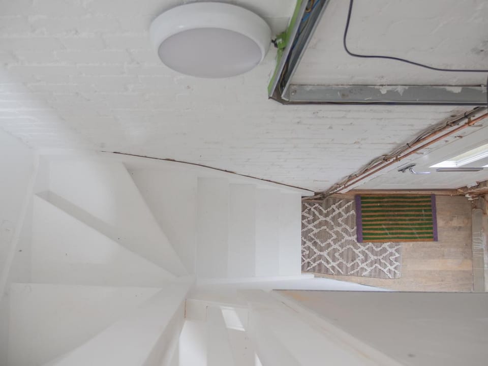 The Old Bakery - Stay in what was the dirty dusty old store rooms Apartment in London