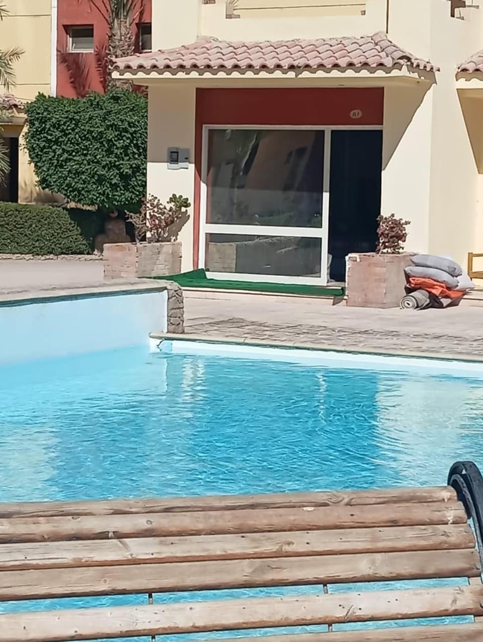 Chalet private beach and pool view Apartment in Hurghada