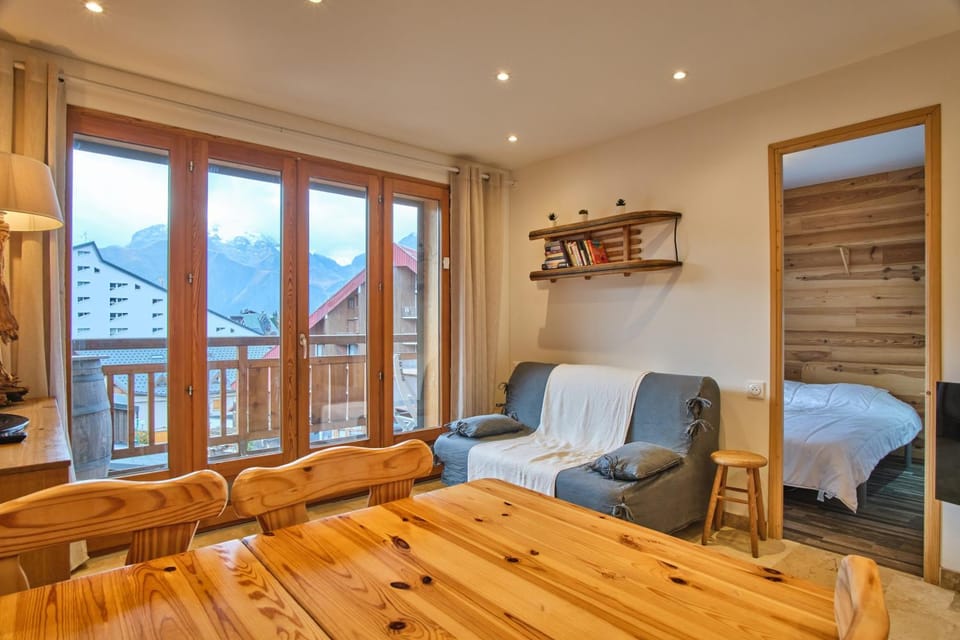 Property building, Living room