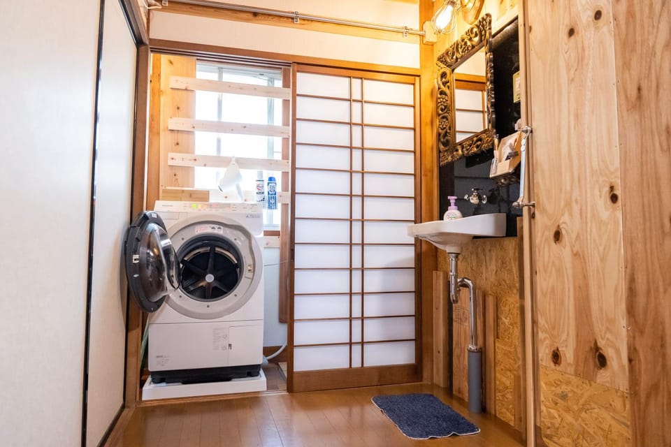 washing machine, washing machine