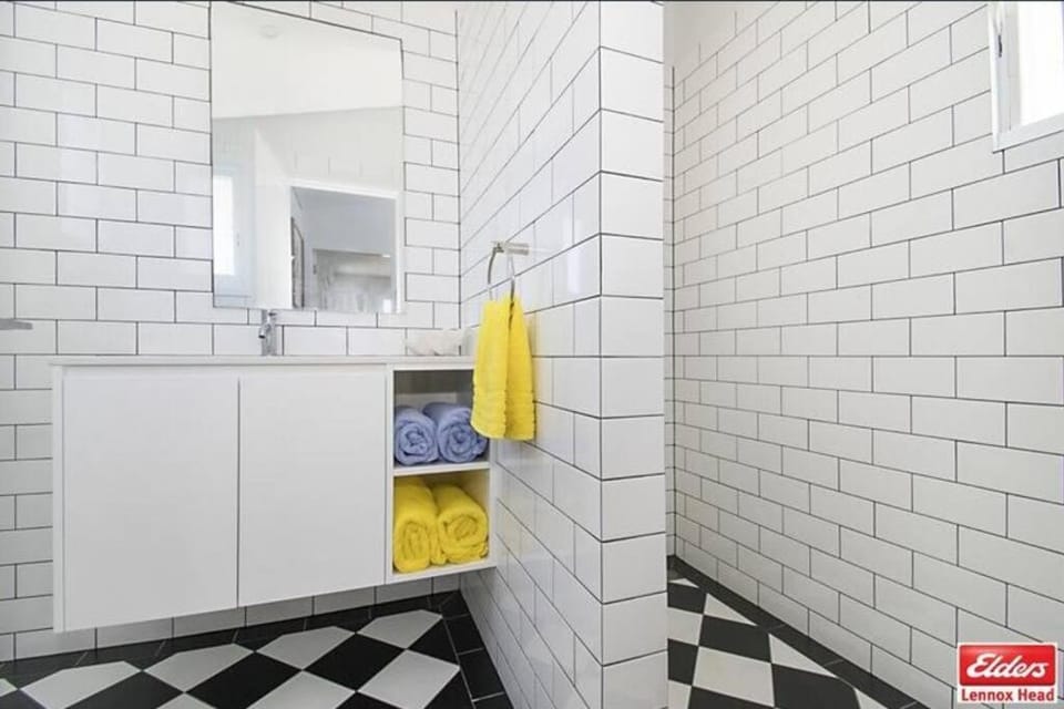 Trendy Beach Studio Apartment in Lennox Head