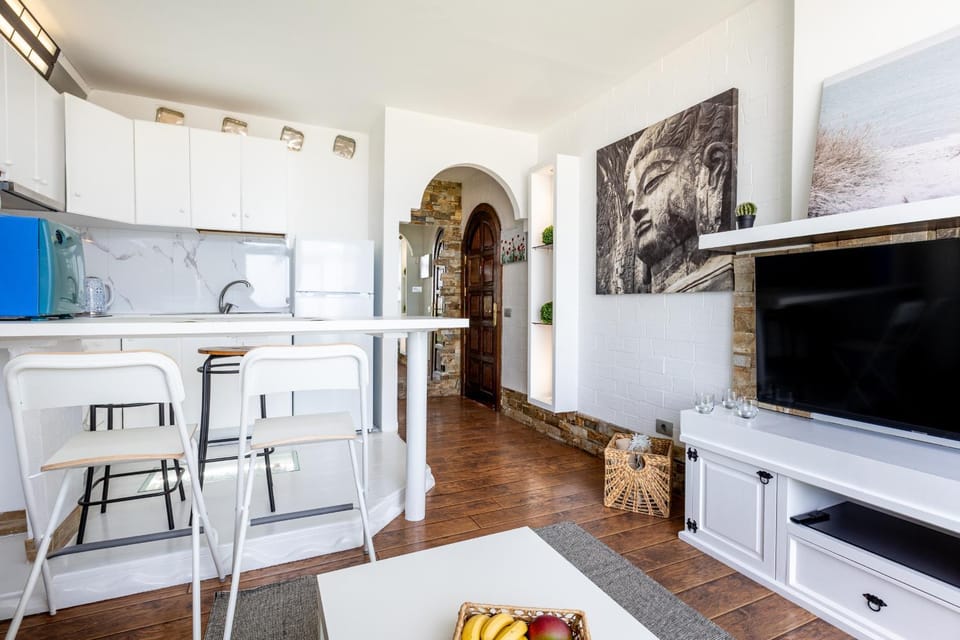 Sunset Ocean Terrace Apartment in Costa Adeje