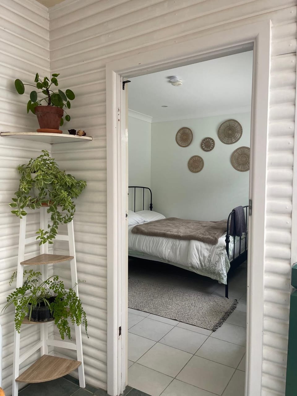 Private bath garden view guest room pet friendly Vacation rental in Sydney