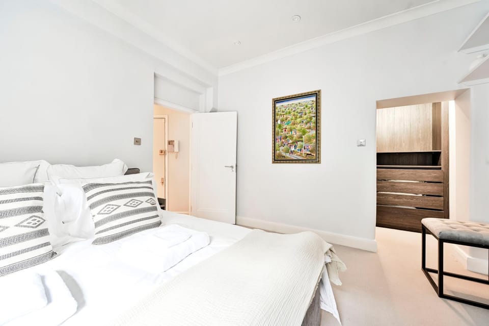 New chic and luxury apartment Apartment in City of Westminster