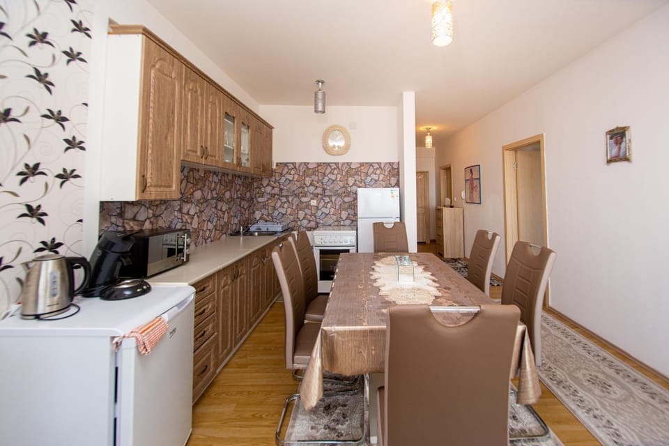 Sea view Lazi Apartment in Budva
