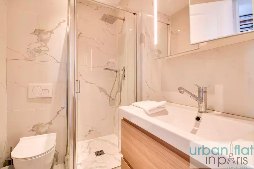 Urban Flat 108 - Stunning 4 BDR Flat in Paris Apartment in Paris