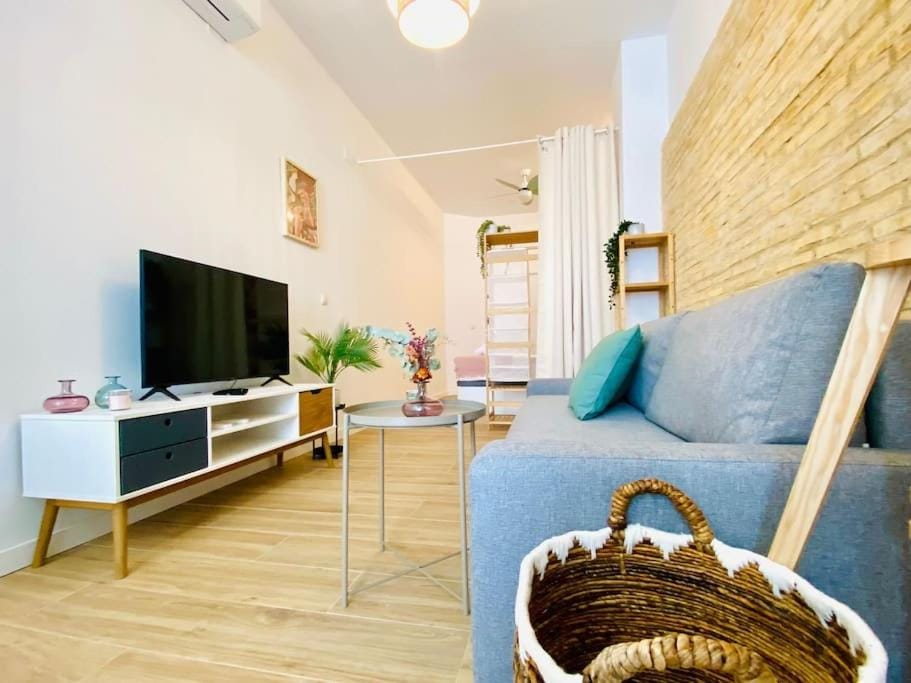 BAJO C - Design & Comfort in Ruzafa SOHO Apartment in Valencia