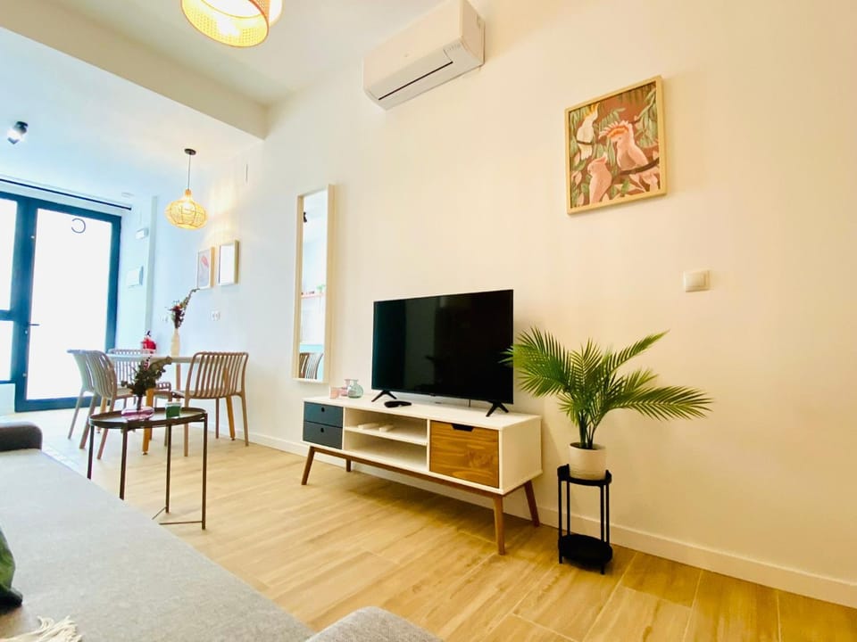 BAJO C - Design & Comfort in Ruzafa SOHO Apartment in Valencia
