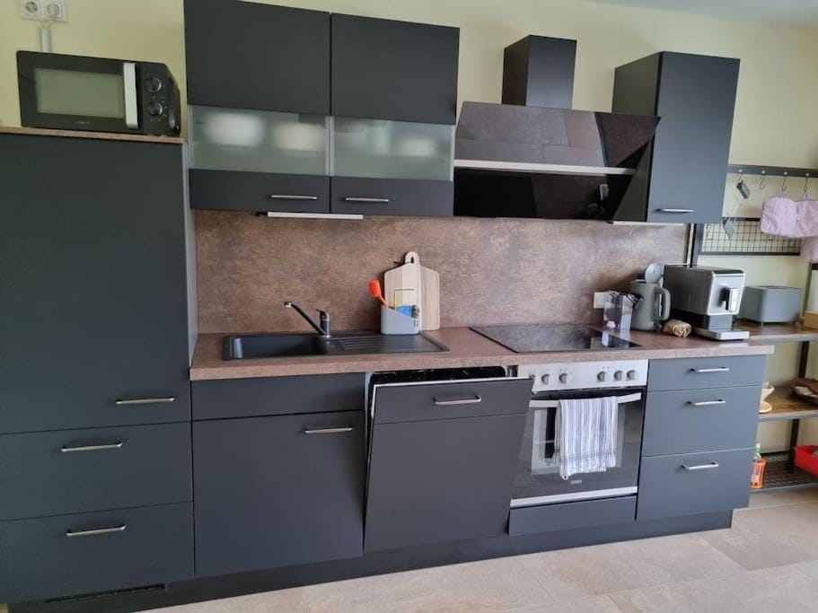 Coffee/tea facilities, Kitchen or kitchenette, dishwasher, pet friendly, stove, toaster