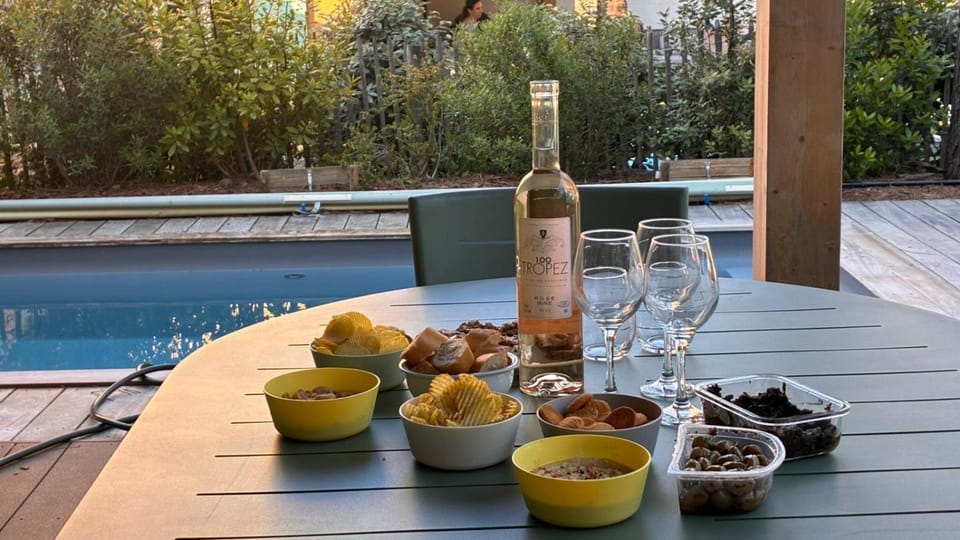 VILLA Plages de la Nartelle- Sainte Maxime - piscine privée Villa in Sainte-Maxime