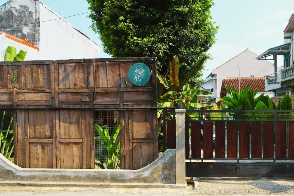 Property building, Balcony/Terrace, City view, Area and facilities, Area and facilities, Family, Family, Family, Parking, acessibility