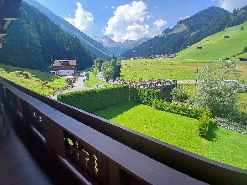 Natural landscape, Balcony/Terrace